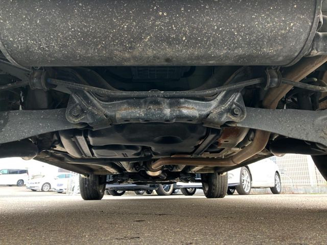 ����肪���ꂢ�Ȃ����ɁA�h�K���H�̎{�H���I�X�X���B�~��n��͂������A���ݕ��ɂ��Z���̕���A��Ń}�����E�E�B���^�[�X�|�[�c���������ɑ�ύD�]���������Ă���܂��B