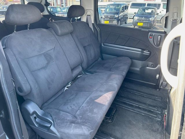 �L�X�Ƃ���2��ڃV�[�g�͋��Z���������A���S�n�����K!�F�B��Ƒ��Ƃ̂��o�����ɂ҂�����ł��B�x�r�[�V�[�g��`���C���h�V�[�g�g�p�������K�ɂ��߂�������������\���ȋ�Ԃ��m�ۂ��Ă��܂��B