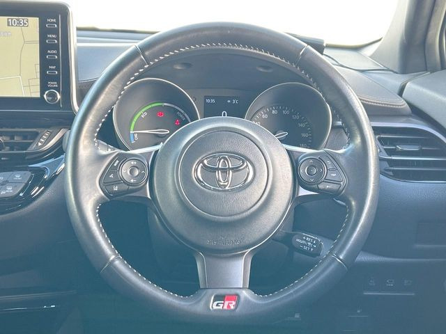 �y�����v�����X�e�A�����O�z�㎿�Ȋv���g�p���邱�ƂŁA��ɂ����������݂ƂĂ��^�]���₷���n���h���ł���