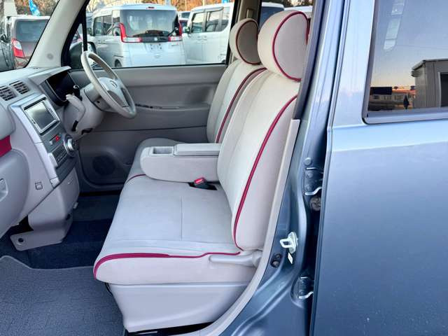 ���������ԑ����W�����ł�!���̋@��ɐ��񂲗��X������!