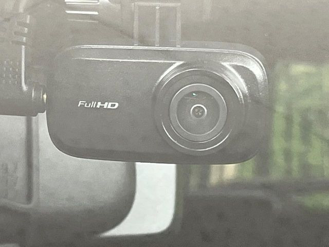 �y�h���C�u���R�[�_�[�z�h���C�u���R�[�_�[����!���s���͂������A������^�]�⎖�̂ɑ��������ہA�f���ŋL�^���A����̃��X�N�ɔ����܂��B���L�^�pSD�J�[�h�͂��q�l�����g�ł��������������K�v������܂��B