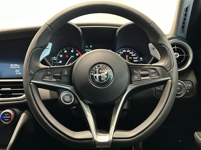 ジュリアヴェローチェ