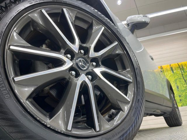 �y����18�C���`�A���~�z�C�[���z�O�ςɃ}�b�`���������A���~�z�C�[���𑕒����Ă���܂��B�e��ЊO�A���~�z�C�[����A�X�^�b�h���X�^�C�����戵�����Ă���܂��B���񂲑��k����������