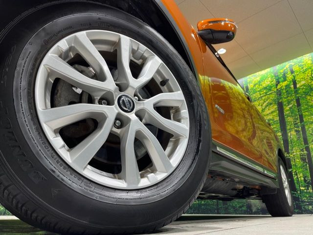 �y���������C���`�A���~�z�C�[���z�O�ςɃ}�b�`���������A���~�z�C�[���𑕒����Ă���܂��B�e��ЊO�A���~�z�C�[����A�X�^�b�h���X�^�C�����戵�����Ă���܂��B���񂲑��k����������