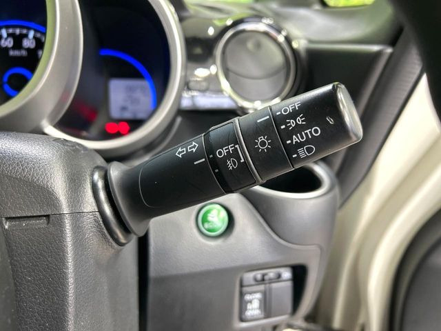 �y�I�[�g���C�g�z����̖��邳�ɉ����Ď����Ńw�b�h���C�g�̓_���E�������ł���@�\�ł�!���C�g�̕t���Y��E�����Y��Ȃǂ������Ȃ�A�J�̓���[���̑��s�����S!�g���l���ʉߎ����֗��ł��ˁ�