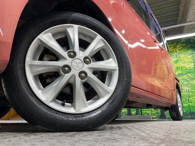 �y����14�C���`�A���~�z�C�[���z�O�ςɃ}�b�`���������A���~�z�C�[���𑕒����Ă���܂��B�e��ЊO�A���~�z�C�[����A�X�^�b�h���X�^�C�����戵�����Ă���܂��B���񂲑��k����������