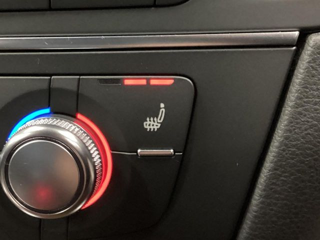 ���S�ȃV�[�g�q�[�^�[:���������ӂ�郌�U�[�V�[�g�ɁA�O�ȁE��ȂɃV�[�g�q�[�^�[�𓋍ڂ��Ă���܂��B