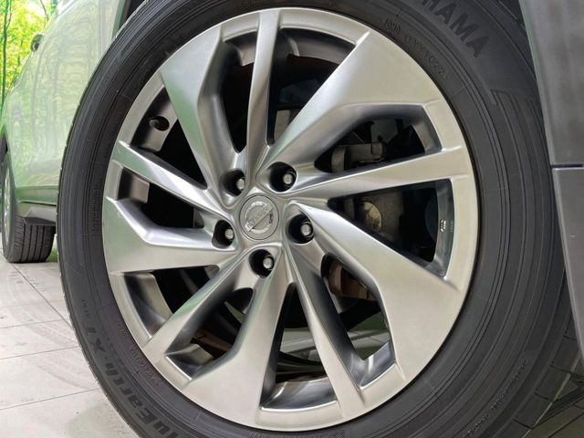 �y����17�C���`�A���~�z�C�[���z�O�ςɃ}�b�`���������A���~�z�C�[���𑕒����Ă���܂��B�e��ЊO�A���~�z�C�[����A�X�^�b�h���X�^�C�����戵�����Ă���܂��B���񂲑��k����������