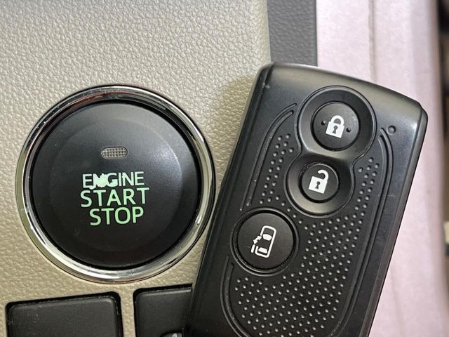 �y�L�[�t���[�V�X�e���z�J�o����|�P�b�g�ɓ��ꂽ�܂܂ł��h�A�̎{���E�������\�ȃX�}�[�g�L�[�𑕔��B�G���W���̃I���E�I�t�����J�M�����o���K�v����������Ƃ��Ă��֗��ł���