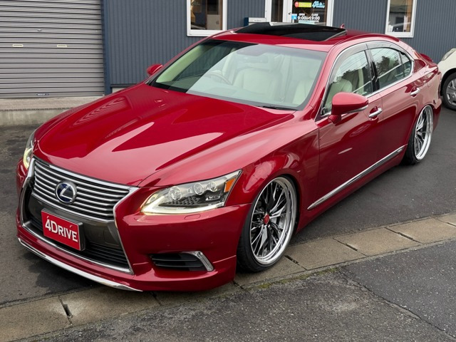 LS600h バージョンL 4WD