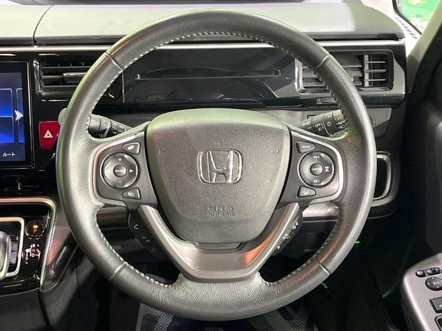 �y�����v�����X�e�A�����O�z�㎿�Ȋv���g�p���邱�ƂŁA��ɂ����������݂ƂĂ��^�]���₷���n���h���ł���