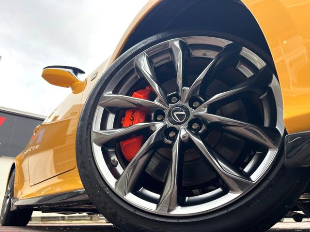 �y����19�C���`�A���~�z�C�[���z�O�ςɃ}�b�`���������A���~�z�C�[���𑕒����Ă���܂��B�e��ЊO�A���~�z�C�[����A�X�^�b�h���X�^�C�����戵�����Ă���܂��B���񂲑��k����������