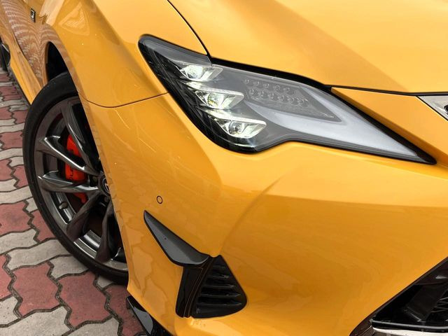 �y�O��LED�w�b�h���C�g�z�X�^�C���b�V���Ȍ����ڂ̎O��LED�w�b�h���C�g�𑕔���X�^�C�������łȂ��A��Ԃ̑��s�����E�ǍD�ň��S���Ă���肢�������܂��B