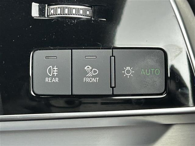 Q855 TFSI クワトロ デビューパッケージ Sライン 4WD