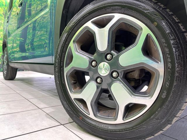 �y����15�C���`�A���~�z�C�[���z�O�ςɃ}�b�`���������A���~�z�C�[���𑕒����Ă���܂��B�e��ЊO�A���~�z�C�[����A�X�^�b�h���X�^�C�����戵�����Ă���܂��B���񂲑��k����������