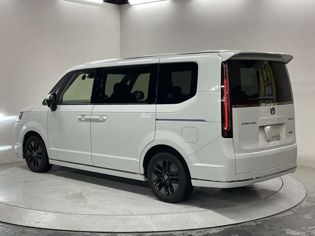 �l�C�̎Ԏ킪�����낢!�e���[�J�[ �ŐV�l�C�Ԃ����C���i�b�v!���ĐG���đI�ׂ�W����ł�!