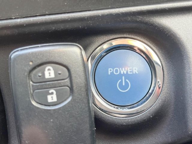 �y�X�}�[�g�L�[�z�J�o����|�P�b�g�ɓ��ꂽ�܂܂ł��h�A�̎{���E�������\�ȃX�}�[�g�L�[�𑕔��B�G���W���̃I���E�I�t�����J�M�����o���K�v����������Ƃ��Ă��֗��ł���