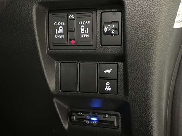 ���Ԃ̋@�\����S�����Ɋւ��ċC�ɂȂ���́A���Ј�x�����X��������!���̏�ŃX�^�b�t���������\�ł�!