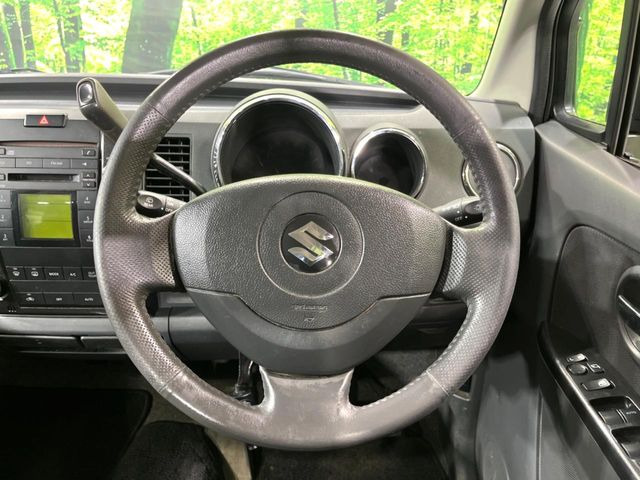 �y�����v�����X�e�A�����O�z�㎿�Ȋv���g�p���邱�ƂŁA��ɂ����������݂ƂĂ��^�]���₷���n���h���ł���