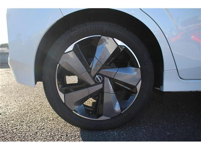 ���Ǝҗl�ւ̔̔��͂��f�肳���Ă��������܂��B �Ԍ������ԗ��̏ꍇ�́A�Ԍ����擾�������x�������z�ŕ\�����Ă���܂��B