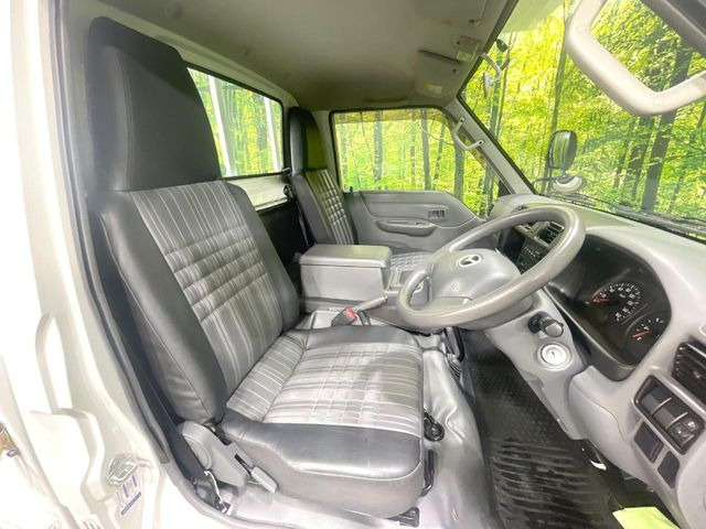 �^�]�ȃV�[�g���͎g�p�������Ȃ��A�ǍD�ȏ�ԂƂȂ��Ă��܂��B���J�Ɏg���Ă������Ƃ��悭�킩��܂��ˁB