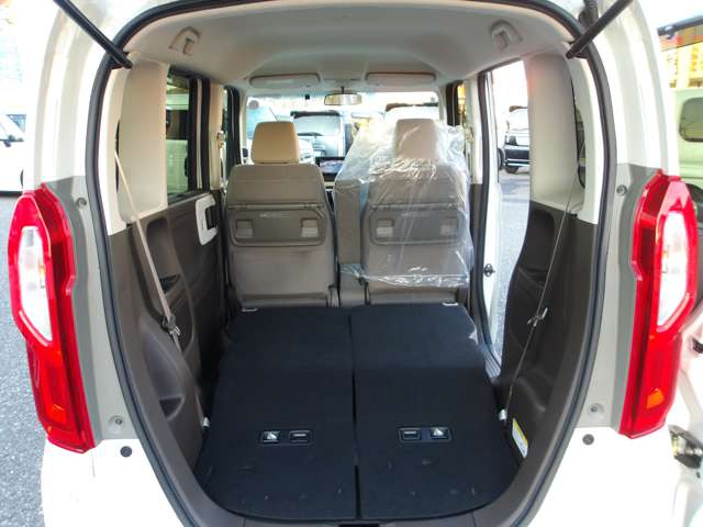 �y�������畁�ʎԁASUV�ȂǁA�o���G�e�B�[�L���Ɏ�葵���Ă���܂�!