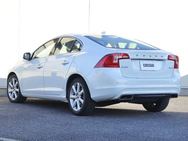 �V�i�����o�b�e���[�̓h�C�c��VARTA(�o���^)���g�p���܂��B���B�Ԃ̏����i�ɍ̗p����鍂�i���o�b�e���[�ł��B