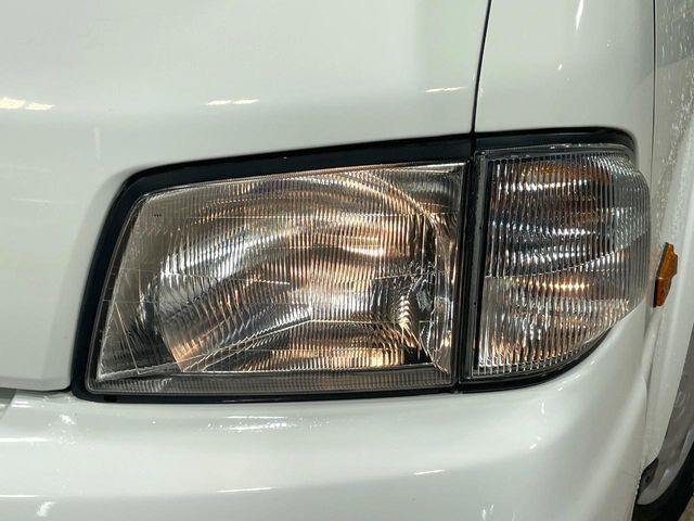 �w�b�h���C�g��e�[�������v&�A���~�z�C�[�����̊e��R�[�e�B���O���I�X�X�����Ă���܂��B�����Y�����̉��΂݂≘���}���A���ꂢ�ȏ�Ԃ������e�i���X���X�ŕۂĂ܂���