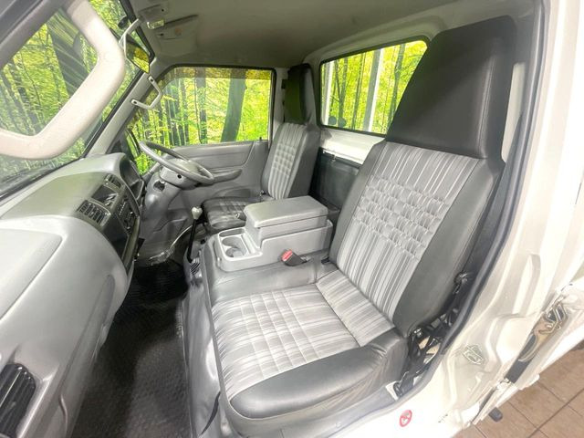 �㕔���Ȃ��C�ɂȂ�悤�ȃL�Y�E�����ւ��蓙�A�傫�ȃ_���[�W�͂Ȃ��A�ǍD�ȏ�Ԃł��B