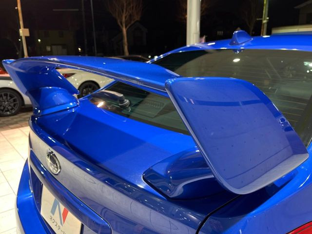 �y��^�����X�|�C���[�z�X�|�[�c�J�[�炵�����O�b�ƈ�������^�����X�|�C���[�𑕒��􍂑����s���̃X�^�r���e�B(���s���萫)����ɖ𗧂��܂��B