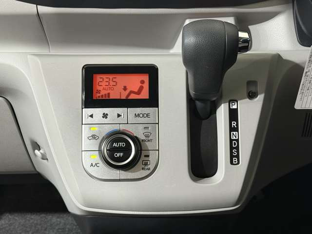 �[�ԑO�ɂ͑S�Ԑ�p�@�B�ŃN���[�j���O�����Ȃ��Ă��܂�!���X�܂ŃL���C�Ɏd�グ�Ă��炨�n�����܂�!