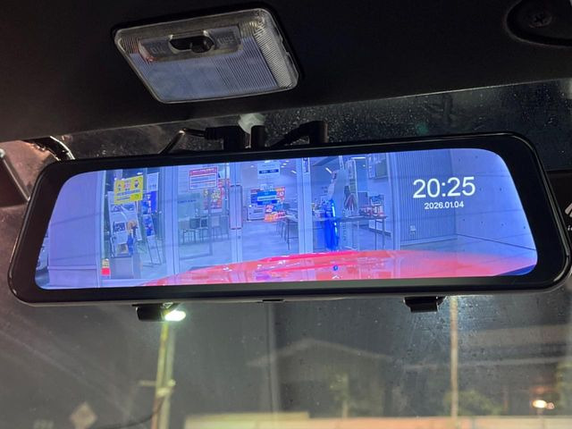 �y�f�W�^���C���i�[�~���[�z��Ȃ̑傫�ȉו��⓯��҂Ō�����m�F���Â炢���ł����S!�J�������B�e�����ԗ�����̉f�������[���~���[���ɕ\���B�N���A�Ȏ��E�ŏ󋵂̊m�F���\�ł�!