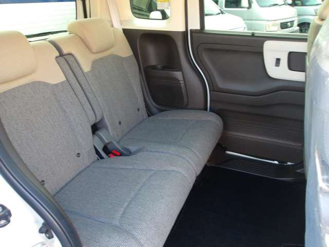 �u�W���ԗ��̐F�Ⴂ�v��u�W����ɖ����ԁv�����T�����܂���