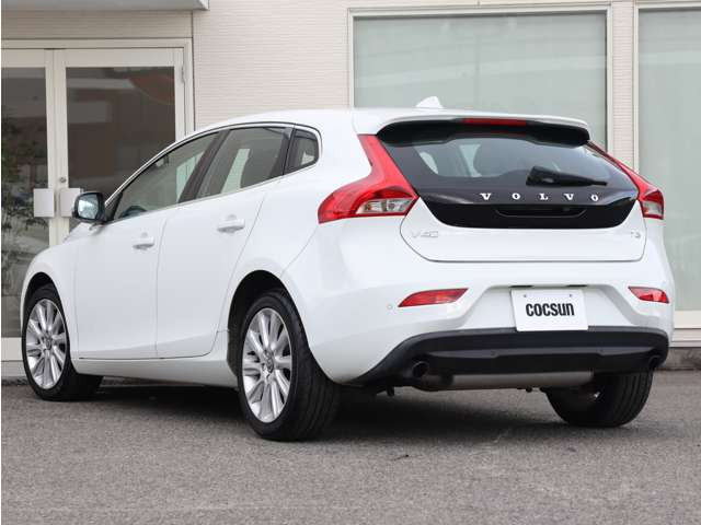 �V�i�����o�b�e���[�̓h�C�c��VARTA(�o���^)���g�p���܂��B���B�Ԃ̏����i�ɍ̗p����鍂�i���o�b�e���[�ł��B