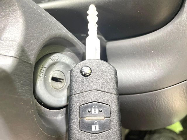 �y�L�[���X�z�������ꂽ�ꏊ����ł��{�^����Ńh�A�̊J���E�{�����ł���̂łƂ��Ă��֗�!�h�A�̌�������ɏ������邱�Ƃ�����܂����