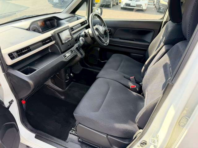 �C�ɂȂ邨�Ԃ�����܂�����E�̓d�b�ԍ����璼�ڂ��X�ɂ��₢���킹���������B�x�����@����ԗ����A��Ԃ܂łȂ�ł������������Ē����܂��B�X�^�b�t�ꓯ���A�����҂����Ă���܂��B