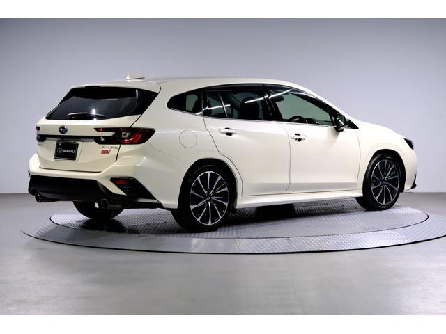 レヴォーグ1.8 STI スポーツ EX 4WD