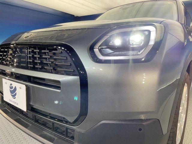 ��LED�w�b�h���C�g:��ԑ��s�����ǍD�Ȏ��E���m�ۂ����S���ĉ^�]�ł��鍂�P�xLED�w�b�h���C�g�𑕔�!�_�����x�������A����d�͂��}�����Ă��܂��B