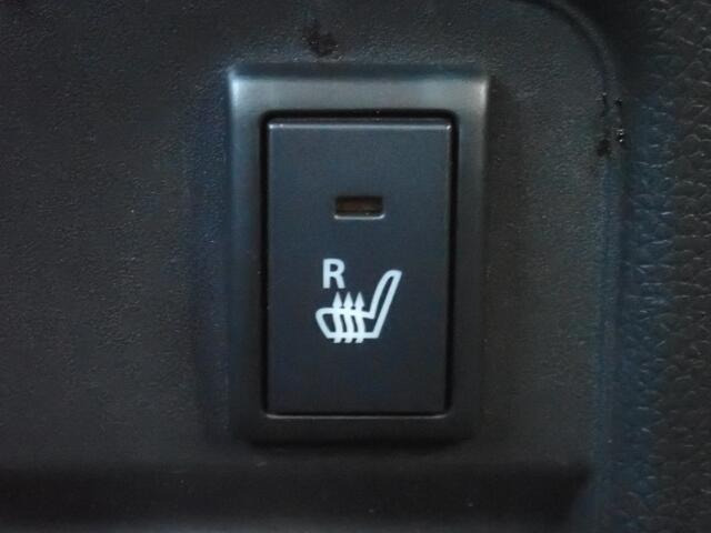 �^�]�ȃV�[�g�ɂ́A�V�[�g�q�[�^�[���t���Ă�̂ŁA���������ɂ͂��肪���������ł��B