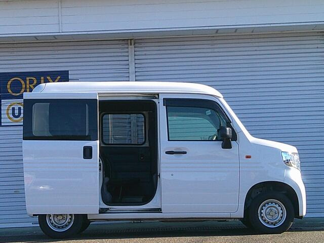 AIS����:���X�ł̓g���^�E�z���_�E�j�b�T���E�}�c�_�E�X�o�����[�J�[�n�̒��ÎԎ��Ɖ�Ђƕ��В�g��Ђ�6�Ђœ��ꂳ�ꂽ�u�]����v�u������v�ɑ���A�����Ɍ����]�������M���̂����鍸��