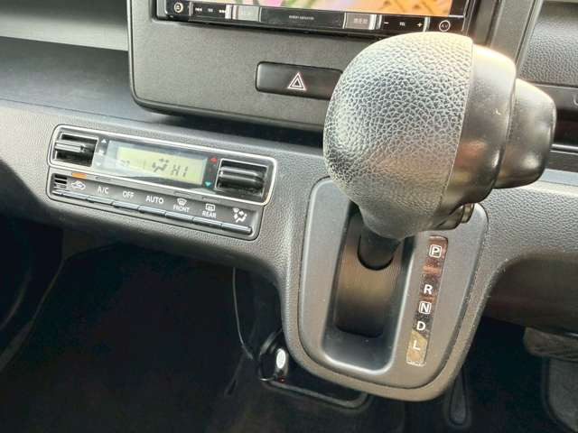 �C�ɂȂ邨�Ԃ�����܂�����E�̓d�b�ԍ����璼�ڂ��X�ɂ��₢���킹���������B�x�����@����ԗ����A��Ԃ܂łȂ�ł������������Ē����܂��B�X�^�b�t�ꓯ���A�����҂����Ă���܂��B