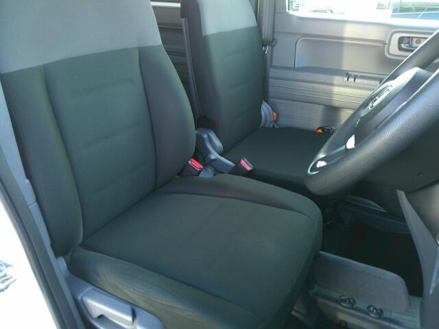 �t�����g�V�[�g����ԗǍD�ł���B�傫�ȉ�����Ȃ��A���S�ł��B����S�n�������ł���B