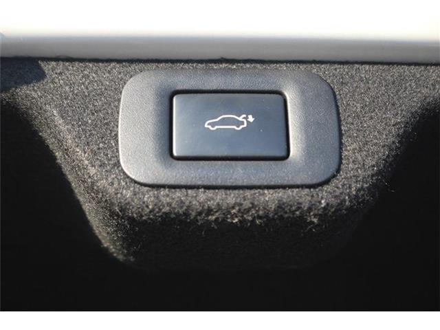 弊社はあいおいニッセイ同和損保代理店です。全営業社員が保険の募集人資格を取得しております。お気軽にご相談ください。