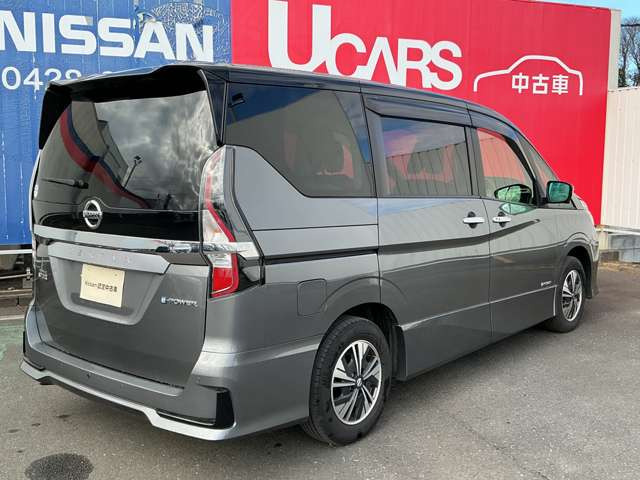 セレナ1.2 e-POWER ハイウェイスターV