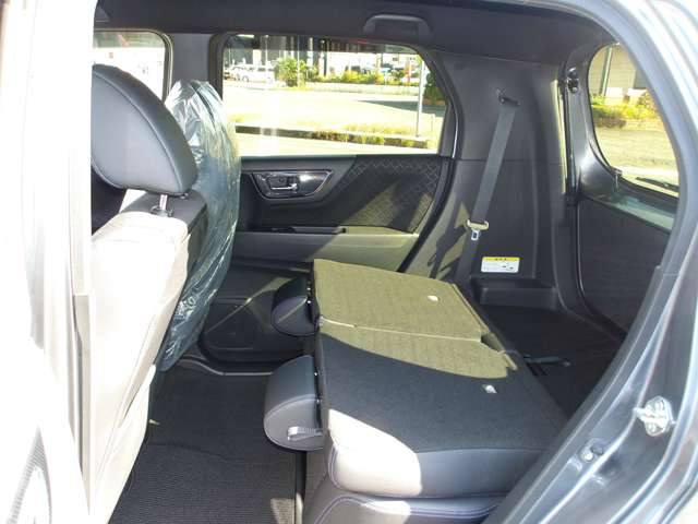 <�A�N�Z�X>����Ɂu�G�l�I�X�v����������A�߂��Ă����E��!�uau�v�̑Ζ�!�u�����فv�̎�O!