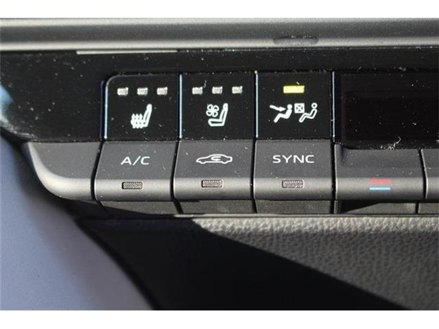 こだわりがあってなかなか気に入ったお車がないそこのお客様!全国のオークションからピッタリの1台を探すことが可能です。ぜひ一度お問い合わせください。