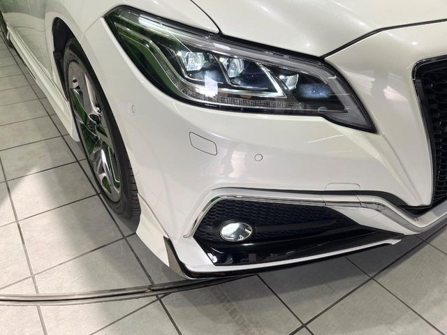 �yLED�w�b�h���C�g�z���V����ԑ��s�����ǍD�Ȏ��E���m�ۂ����S���ĉ^�]�ł��鍂�P�xLED�w�b�h���C�g�𑕔�!�_�����x�������A����d�͂��}�����Ă��܂��B