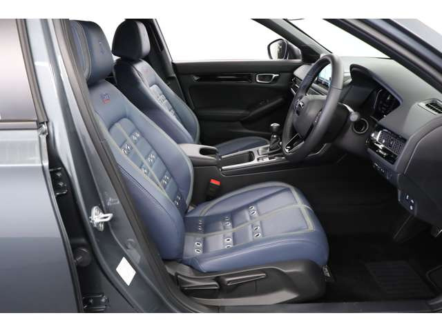 �ی^4���w�b�h�����v�ɓ񕪊��n�j�J���O�����A�_�b�N�e�[���̃X�|�C���[�Ȃ�1970�N���GT�J�[�����`�[�t�ɂ����l�I�N���V�J���ȃG�N�X�e���A