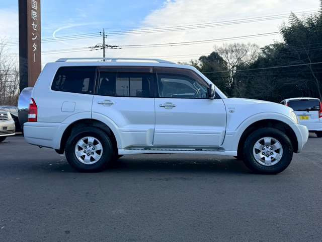 ���X�݌ɂ͊O���A�����N���[�j���O��ɓW�����A�����Ď��̏C�����̗L���A���[�^�[��������̗L������O�ҋ@�ւɂ�錟����S����{���Ă���܂��B�Ԍ��A�����A����h�������ЂőΉ��ł��܂��̂ł����S���������B