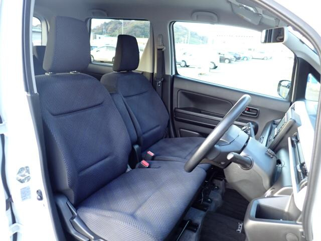 �t�����g�V�[�g�A��ԗǍD�ň��S�ł��B�傫�ȉ�����Ȃ����S�ł�